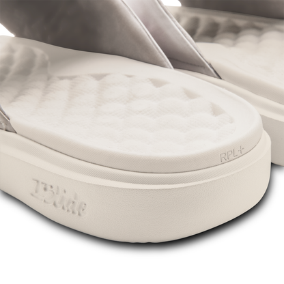 Hamptons Motive Slide Sandals