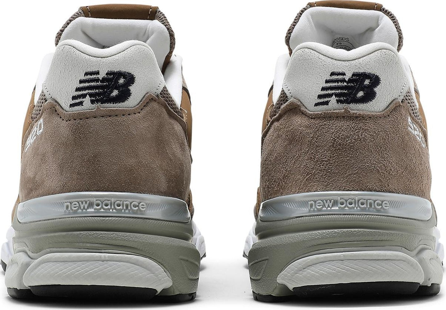 New Balance Men's 920 'Sand Navy' Sneakers