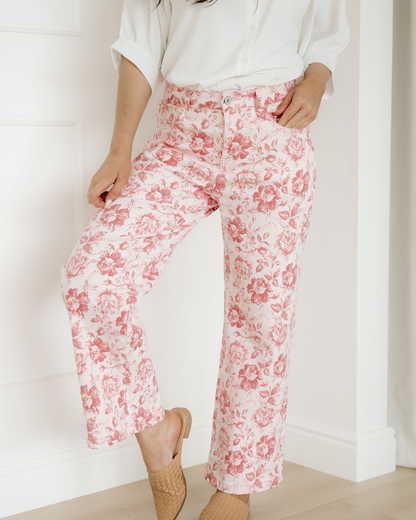 Pink Vintage Floral Print Denim Shift Pants – Zulily
