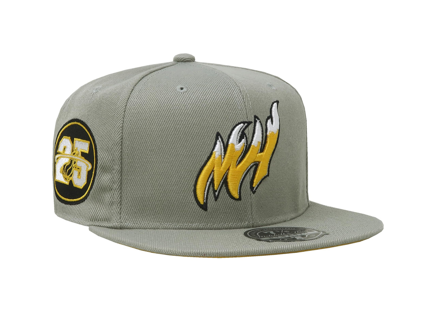 Men's Mitchell & Ness NBA Sunny Gray Fitted Hwc Heat
