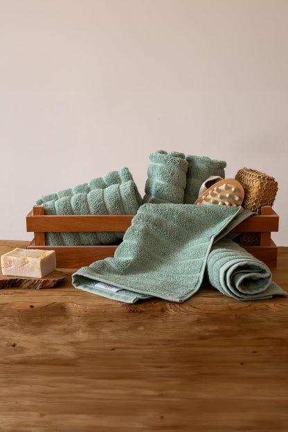 Classic Turkish Towels 100% Turkish Cotton Washcloths Set of 6, Absorbent & Quick Dry, Face Towels Wash Cloths for Hotel, Spa & Gym I 13"x13" - Classic Turkish Towels