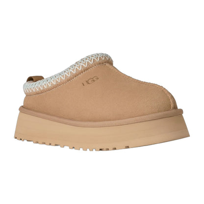 Sand-