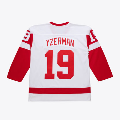 Mitchell & Ness Men's NHL White Jersey Red Wings 1983 Steve Yzerman