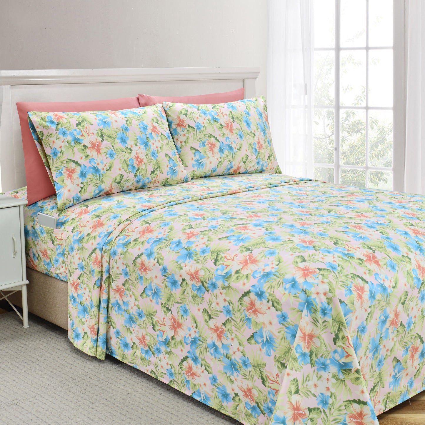 Mocassi 6-Piece Floral and Stripe Pattern Sheet Set - Soft as a Hotel Premium Quality Bedding