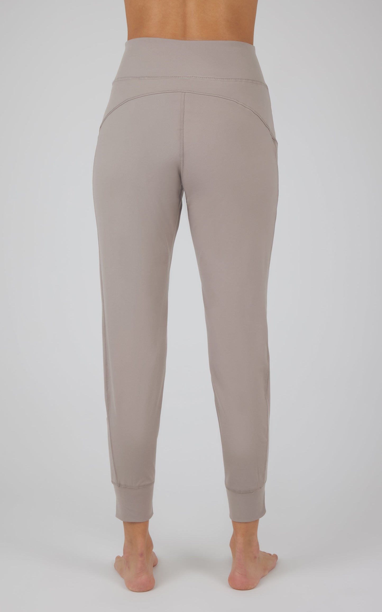 Interlock Zipper Pockets Greenwich Jogger - Our Linen Story