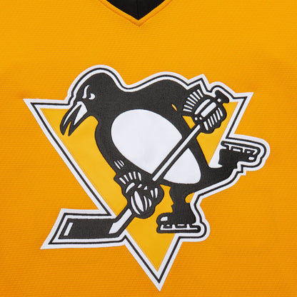Mitchell & Ness Men's NHL Gold Jersey Penguins 1984 Mario Lemieux