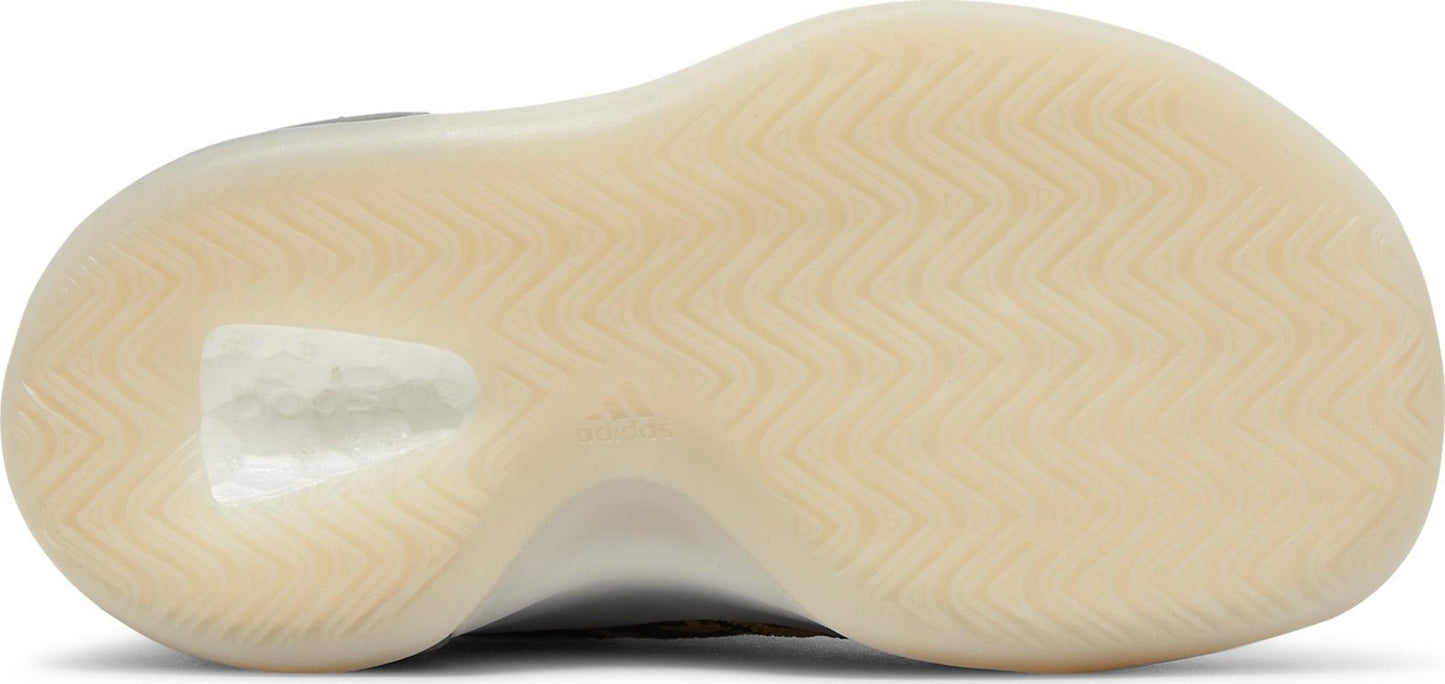 Infant adidas Yzy Qntm