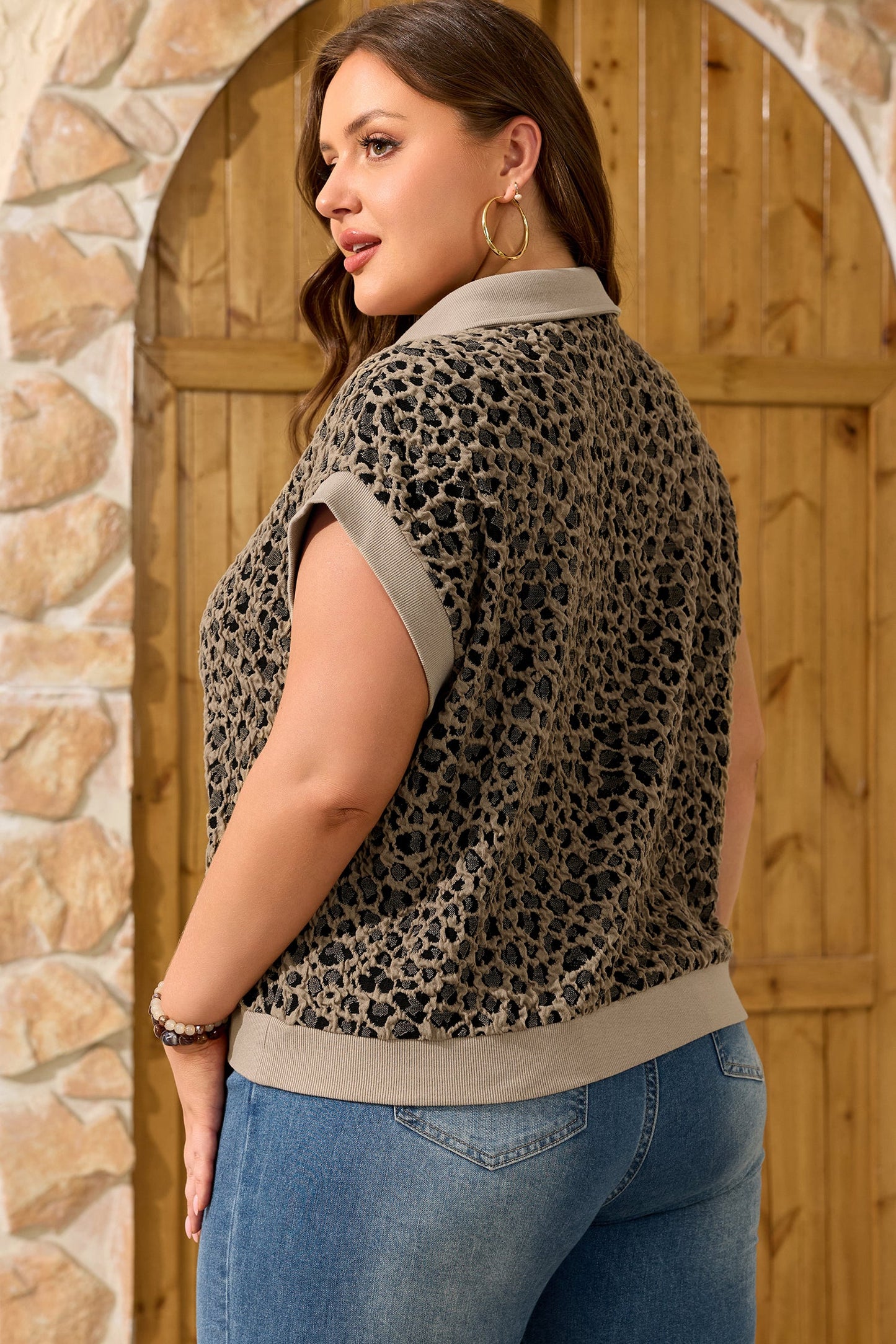 Threaded Pear Veda Collar Cuffed Sleeve PLUS Top