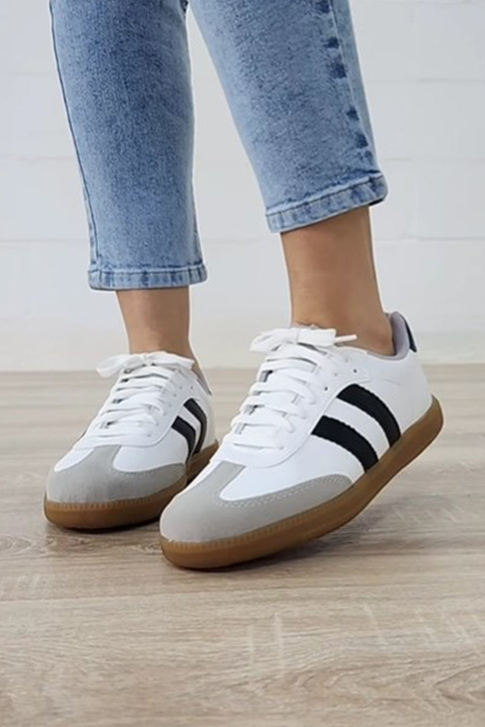 Threaded Pear Willa Striped Lace-up Flat Sneakers