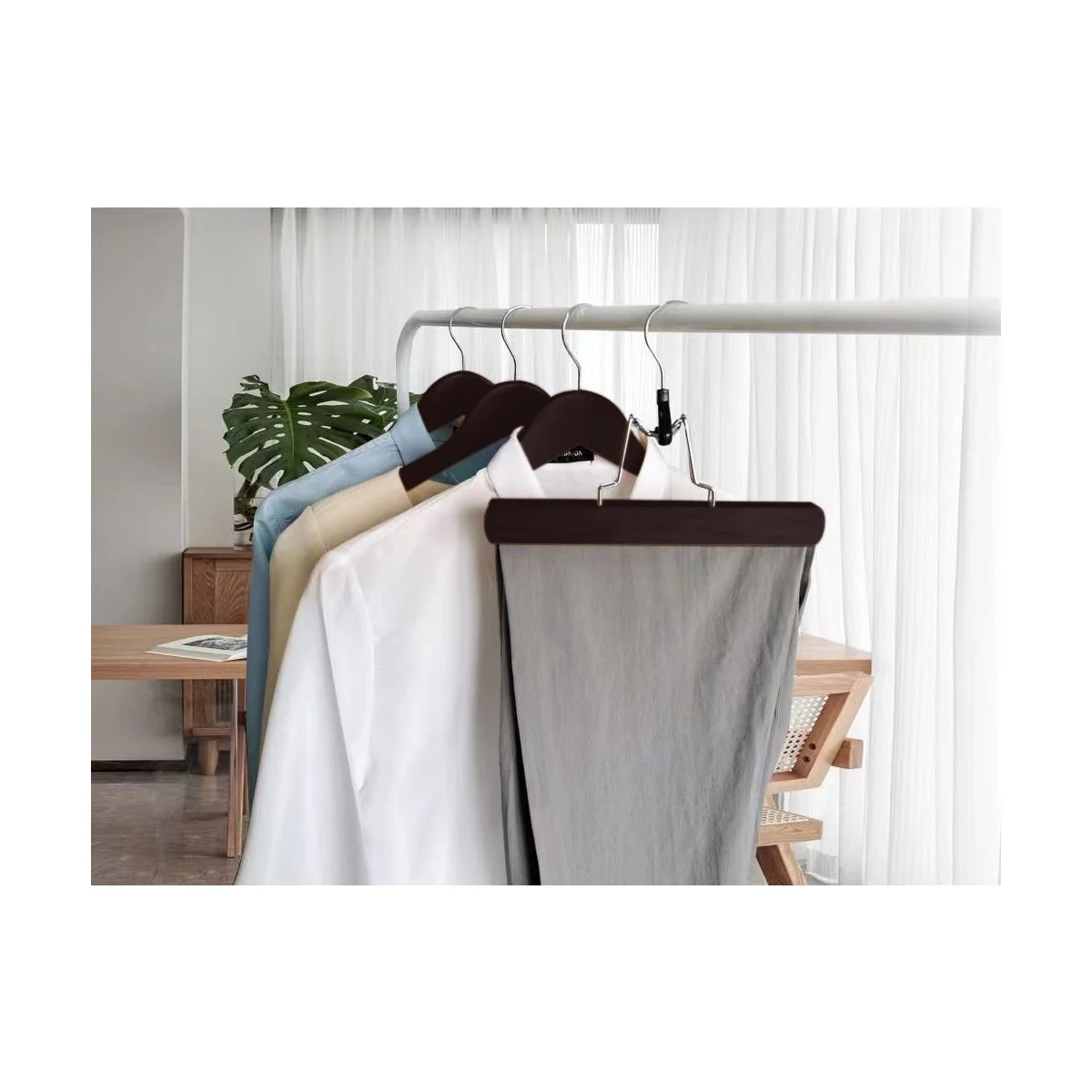 Dark Walnut-