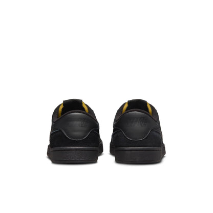 Nike Men's Sb Fc Classic 'Black' Sneakers