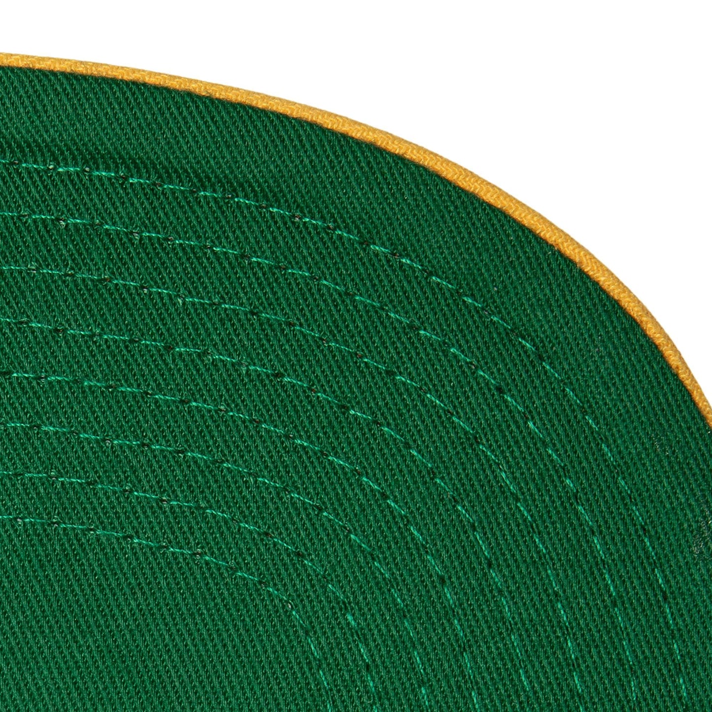 Mitchell & Ness Men's MLB Evergreen Script Snapback Pirates