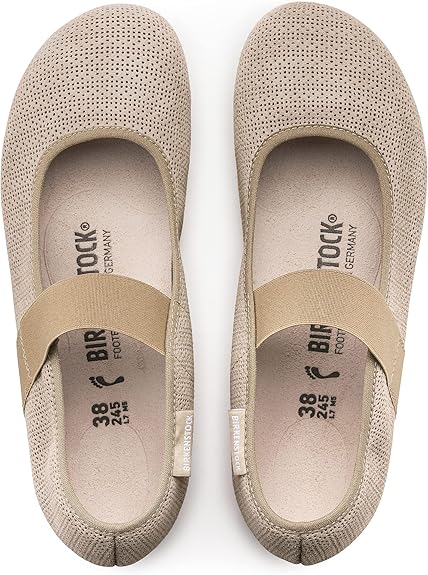 Sand-