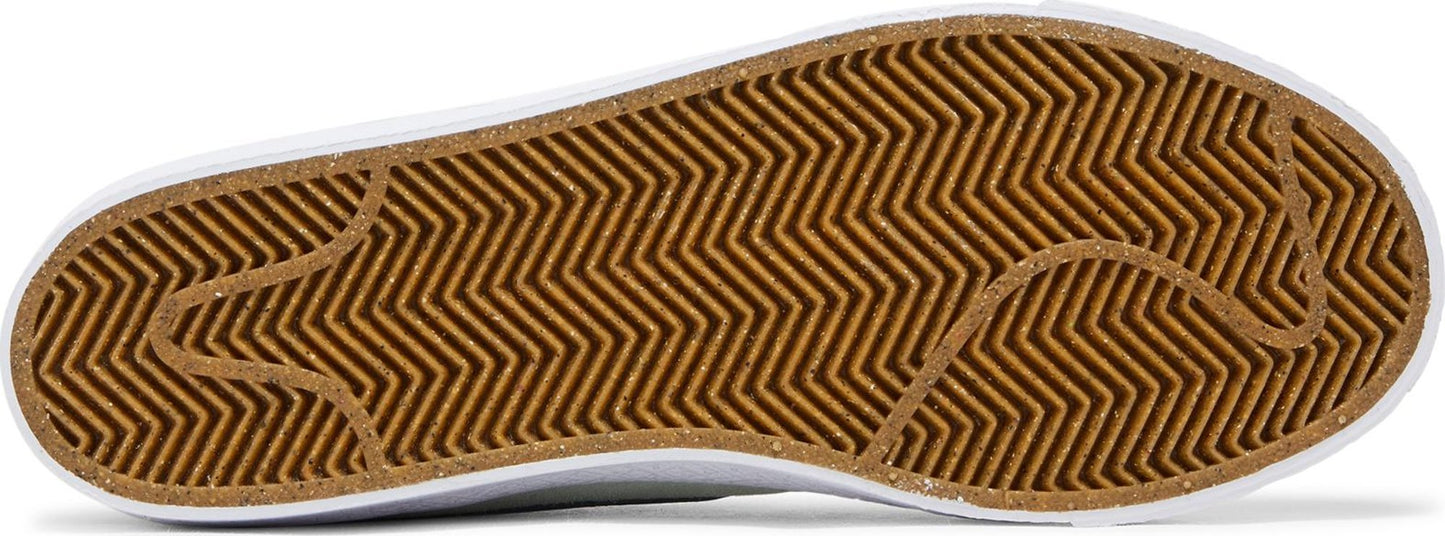 Barely Green/White/Navy-