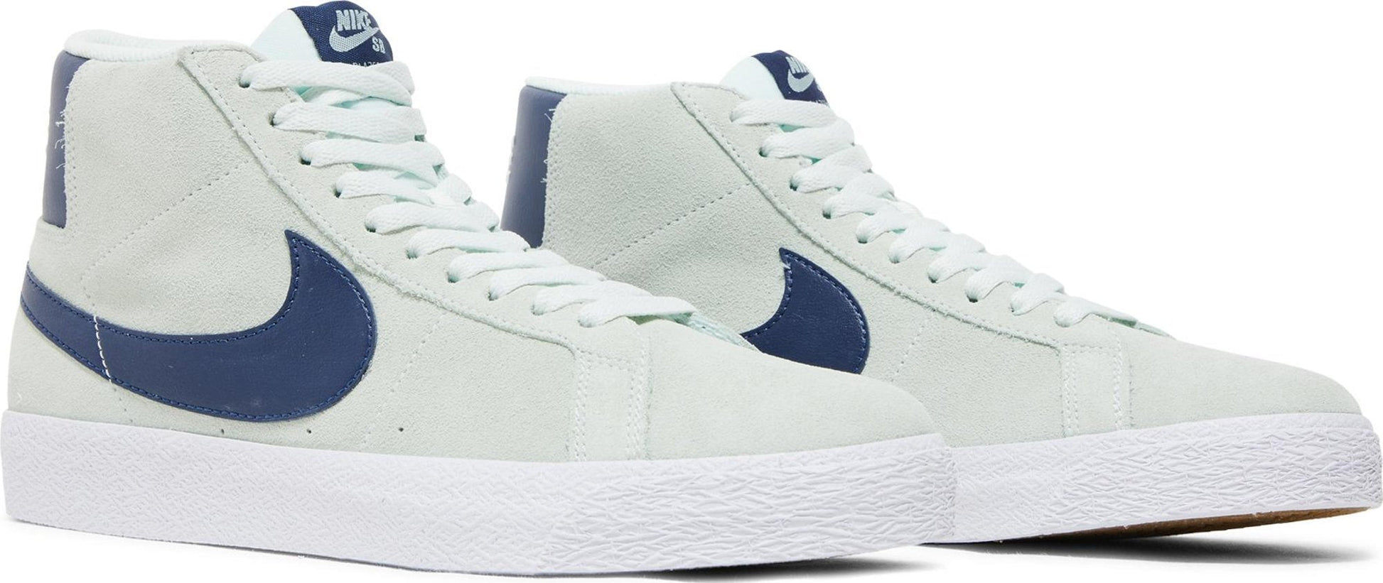 Barely Green/White/Navy-