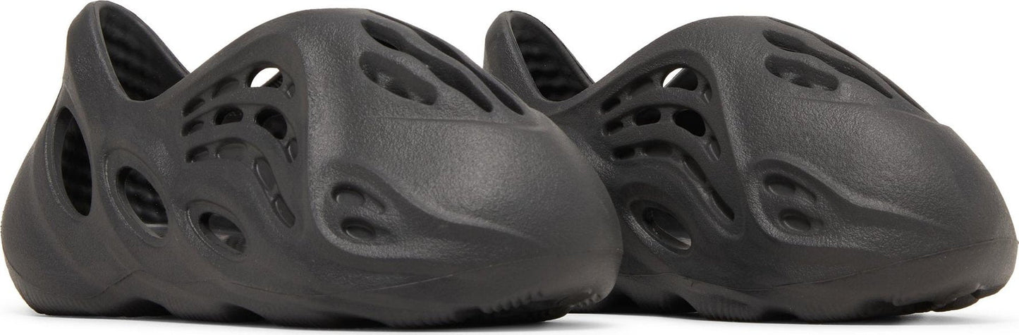adidas Infants Yeezy Foam Rnr 'Onyx Infants' Sneakers