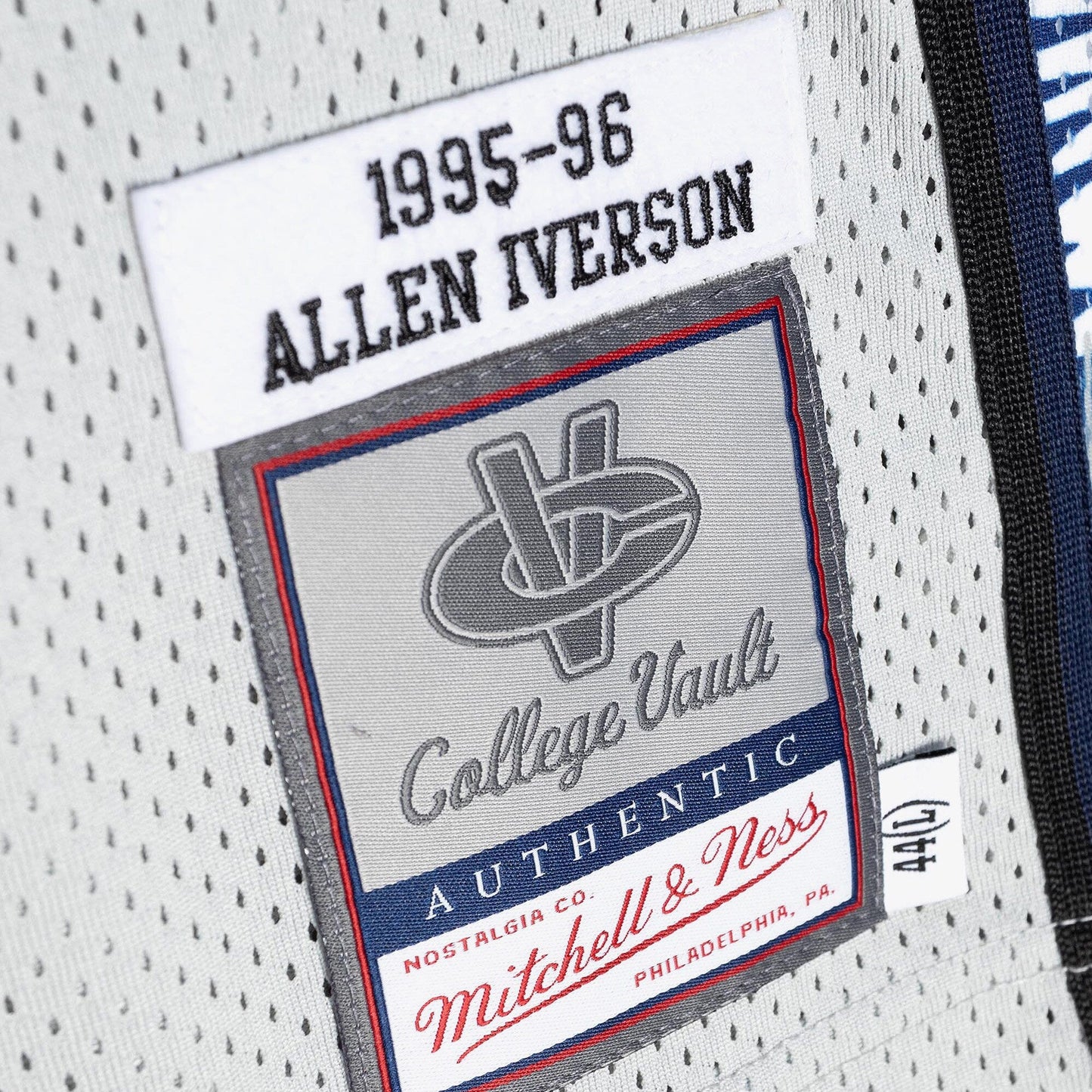 Mitchell & Ness Men's Ncaa Authentic Jersey Ncaa Georgetown 1995 Allen Iverson Jerseys