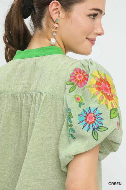 Umgee Embroidered Puff Sleeve Top