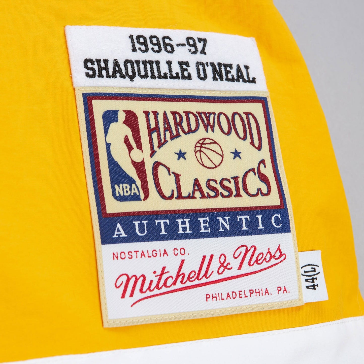 Men's Mitchell & Ness NBA Shooting Shirt Lakers 1996 Shaquille O'Neal