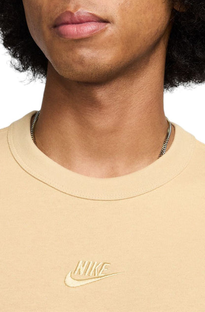 Nike Men's Nsw Premium Essentials Sust T-Shirt