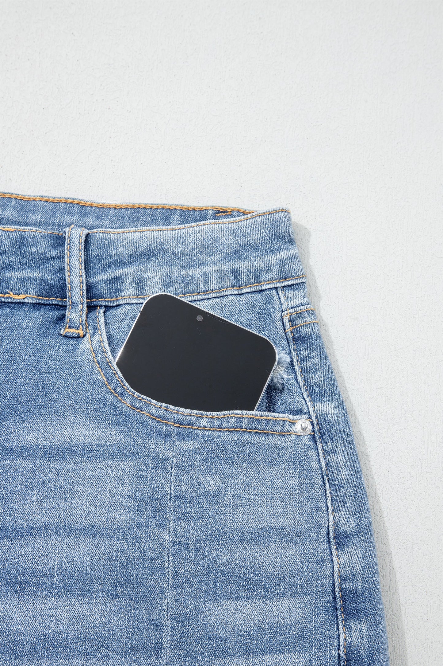 Threaded Pear Rayne Wash Raw Hem Shorts