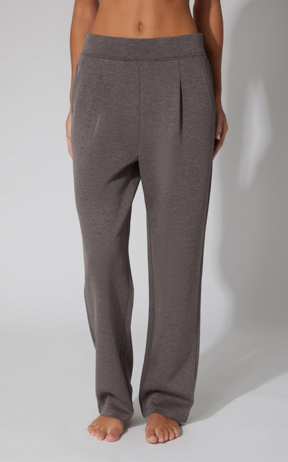 Softlite Straight Leg Pant - Our Cafe Story