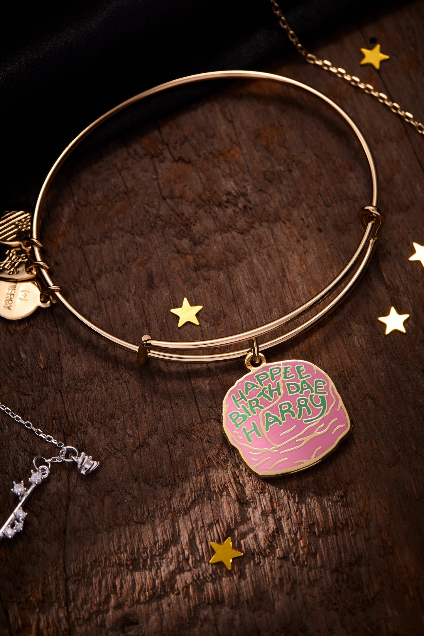 Harry Potter™, Celebrate Cake Charm Bangle