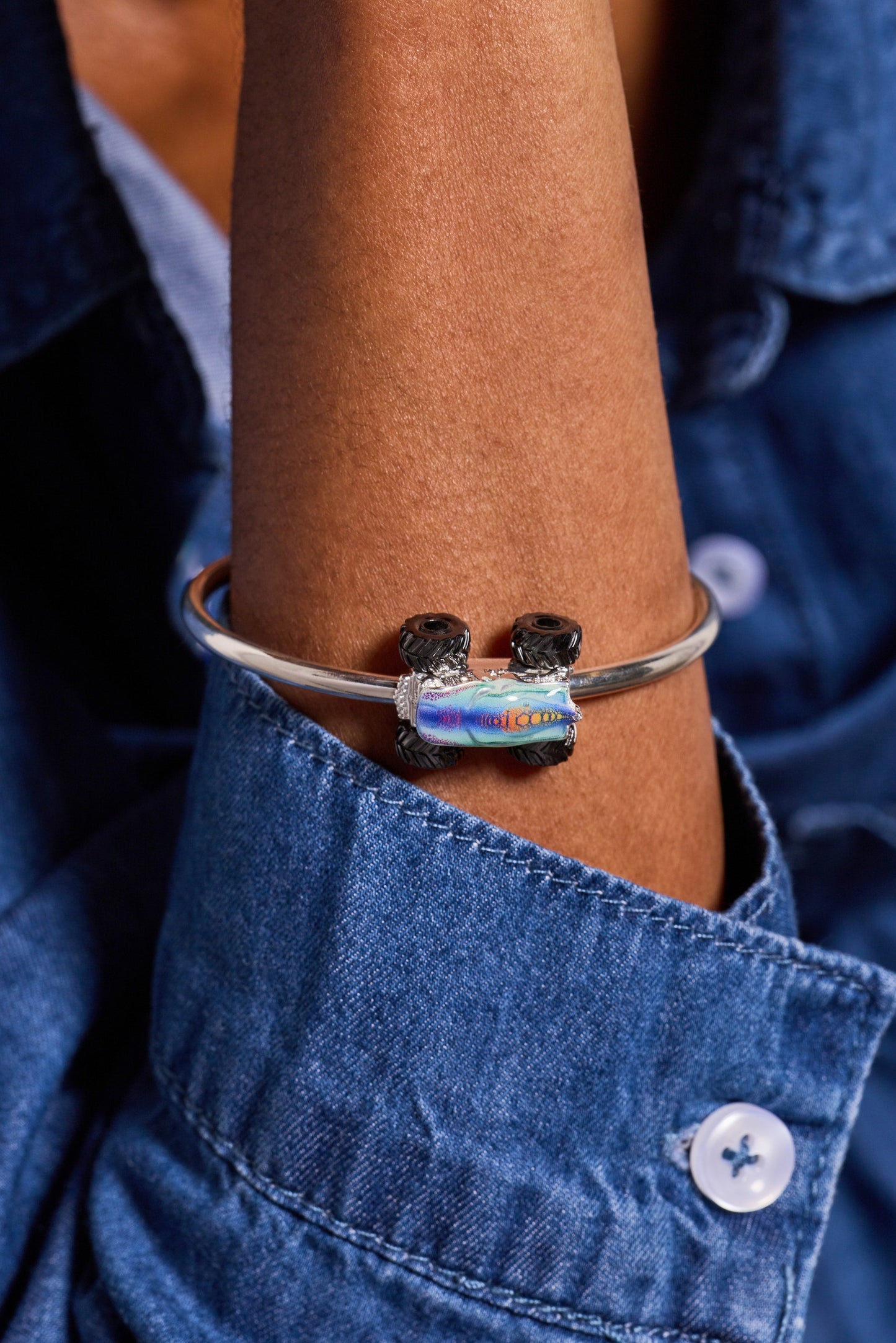 Hot Wheels™ Mega Wrex™ Monster Truck Moveable Cuff