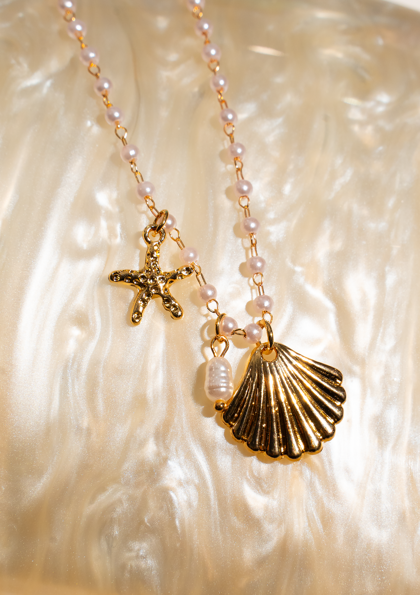SEASHELL Charm Necklace