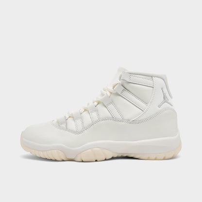 [ar0715-110] Womens Air Jordan Retro 11 'pearl'