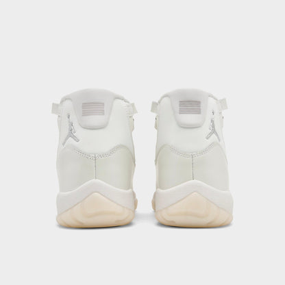 [ar0715-110] Womens Air Jordan Retro 11 'pearl'