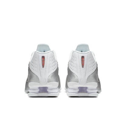 Nike Women's Shox R4