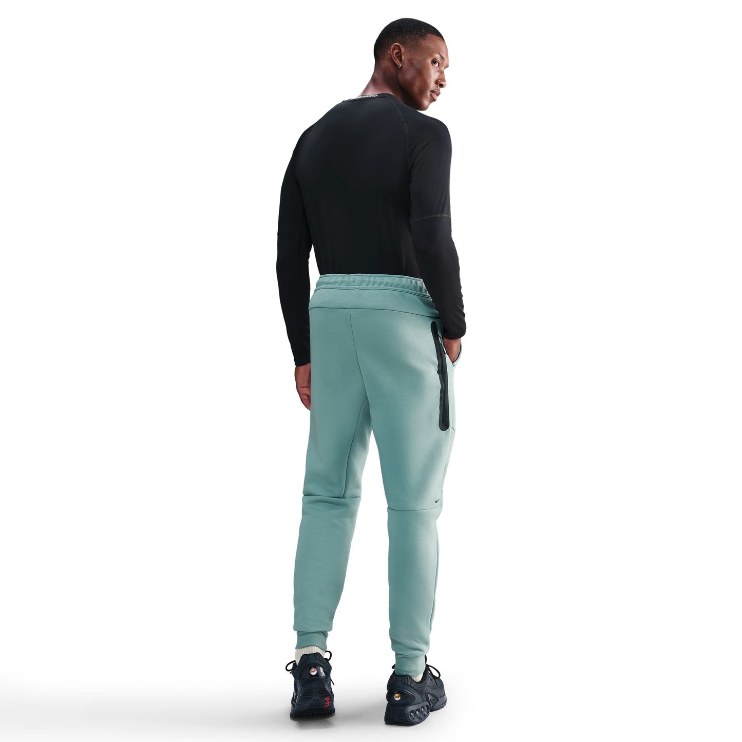 Nike Men's Tech Fleece Joggers - Cannon