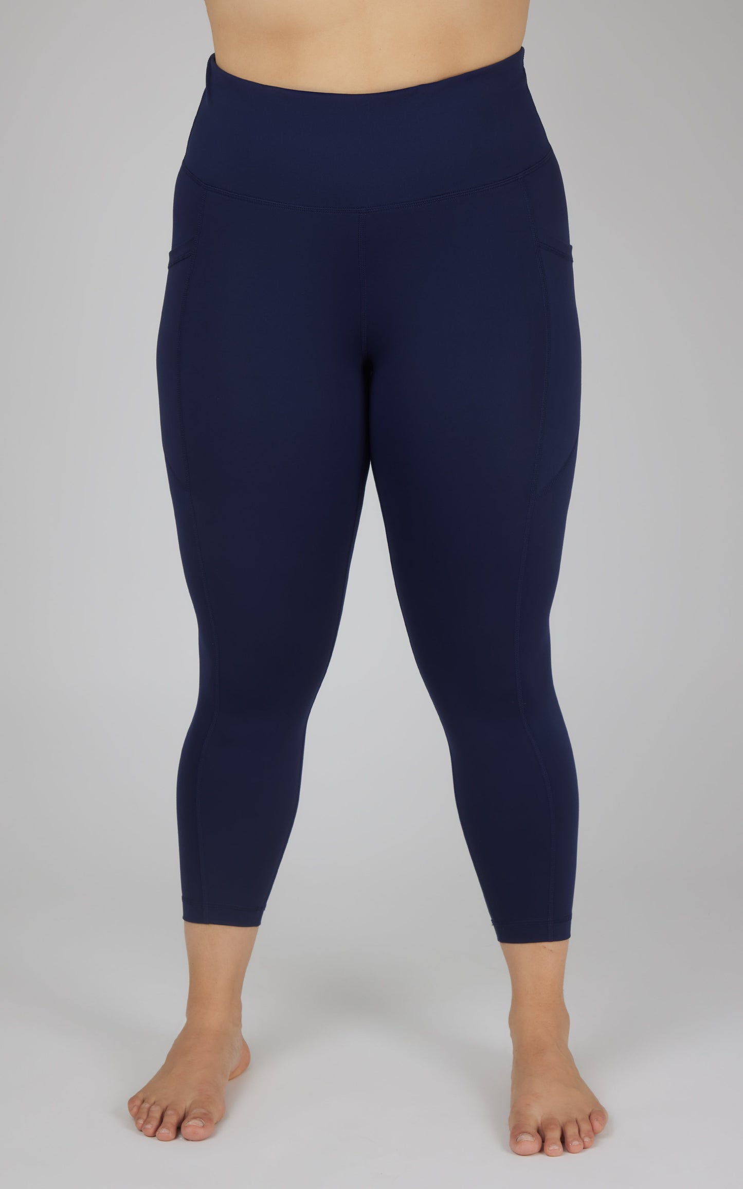 Plus Side Pocket Ankle Legging