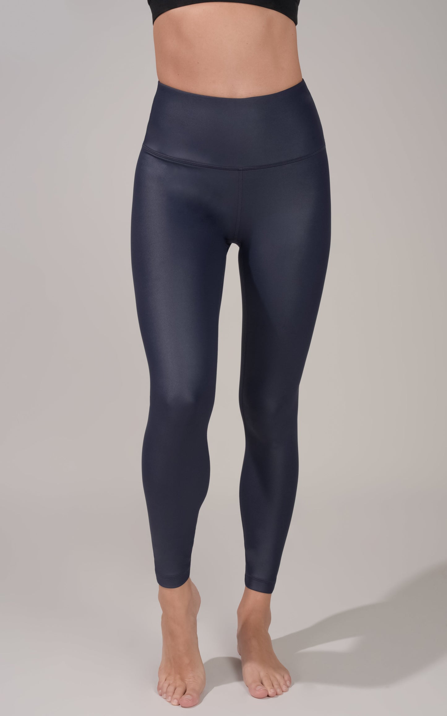 Interlink Faux Leather High Waist Cire 7/8 Ankle