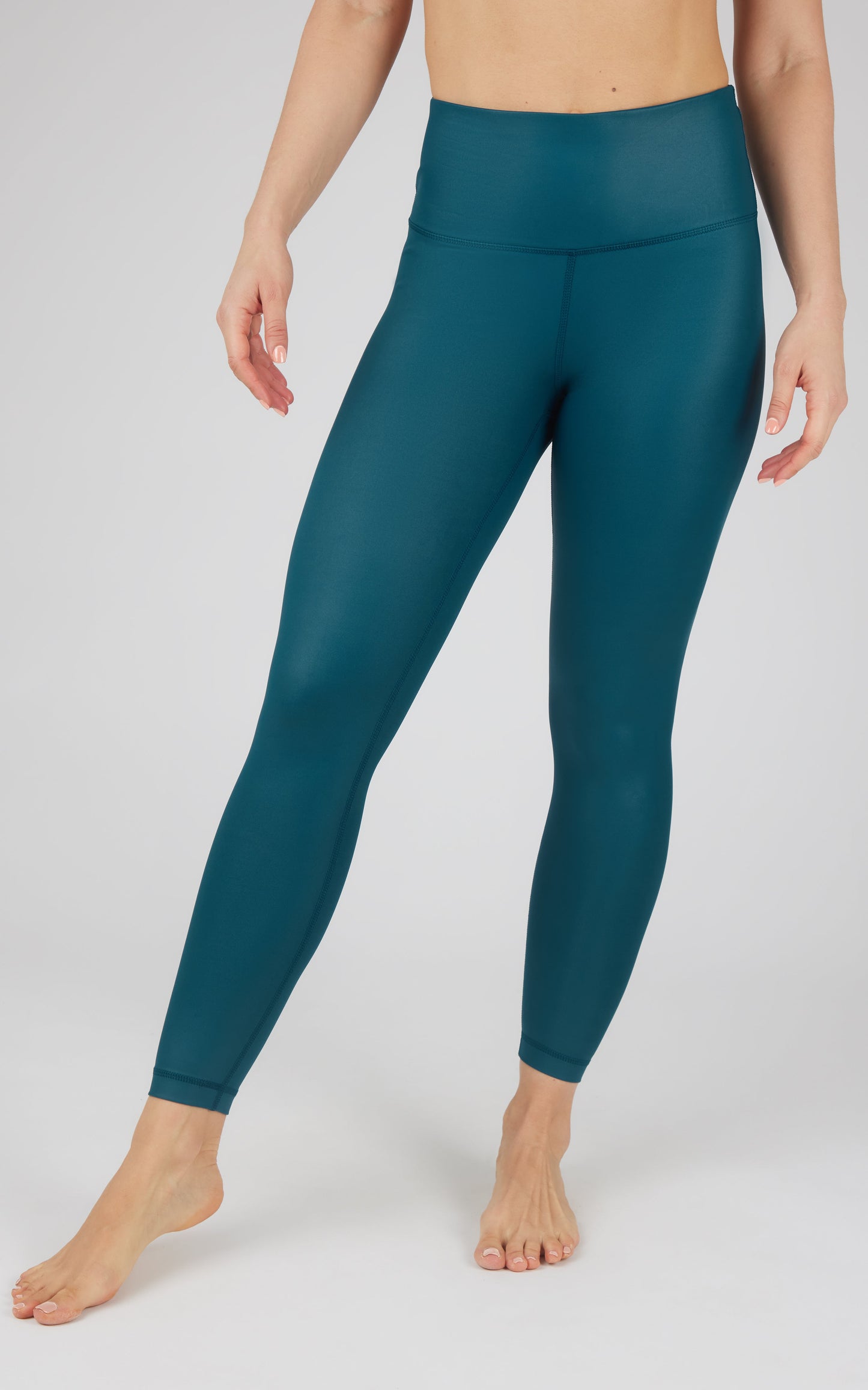 Interlink Faux Leather High Waist Cire 7/8 Ankle