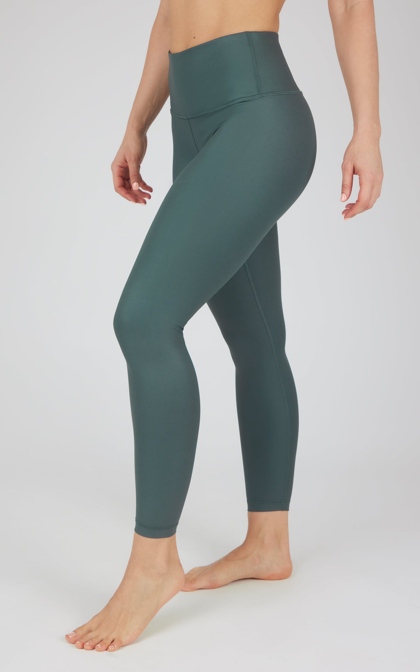 Interlink Faux Leather High Waist Cire 7/8 Ankle