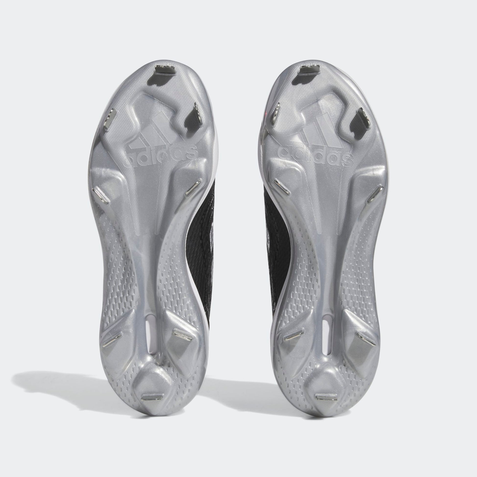 Core Black/Silver Metallic/Cloud White-