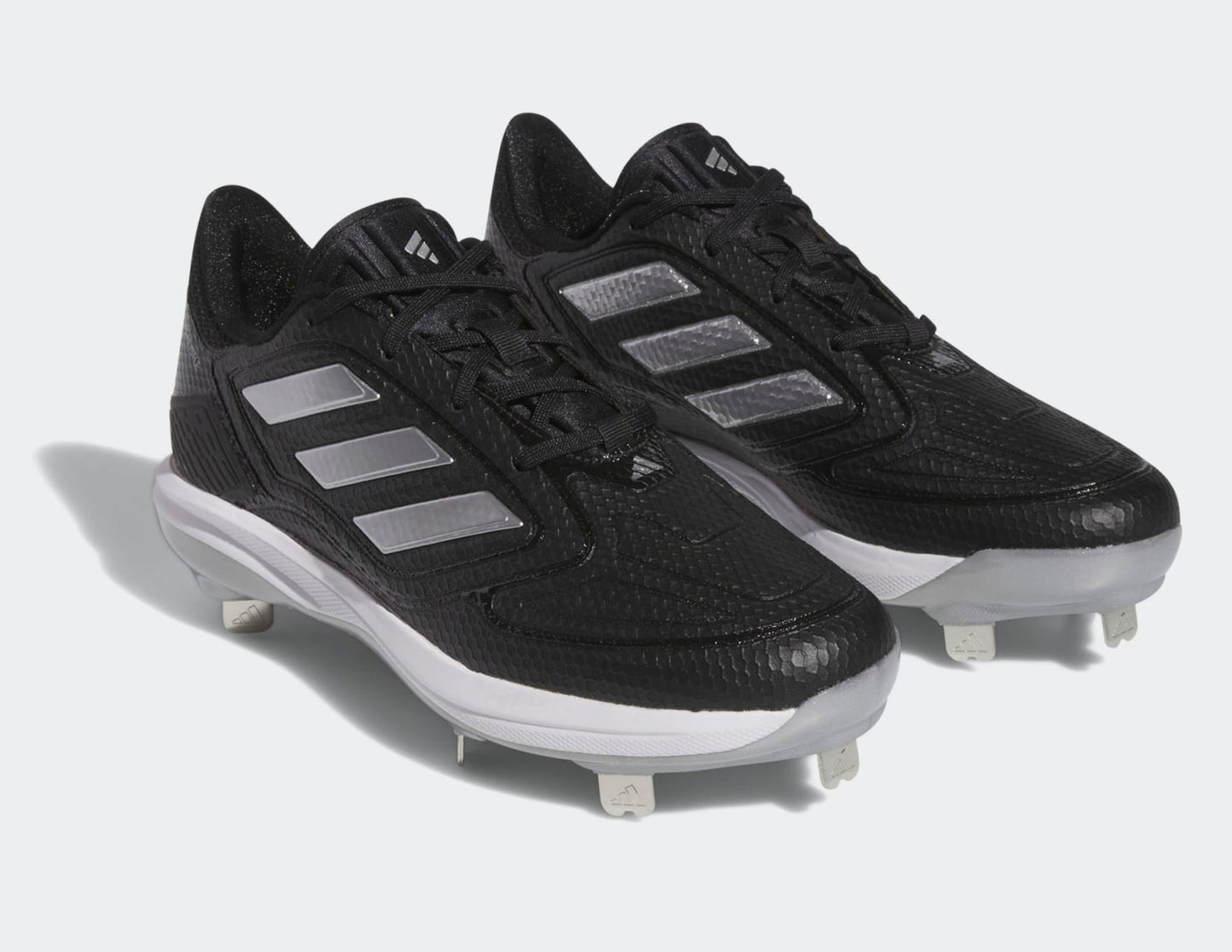 Core Black/Silver Metallic/Cloud White-