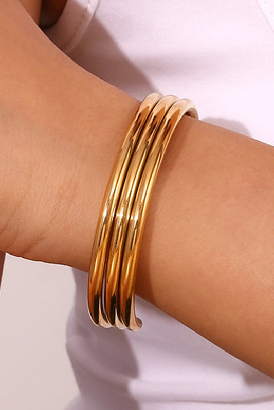Threaded Pear Gold Three Layered Notched Design Bangle