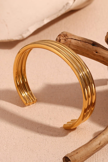 Threaded Pear Gold Three Layered Notched Design Bangle