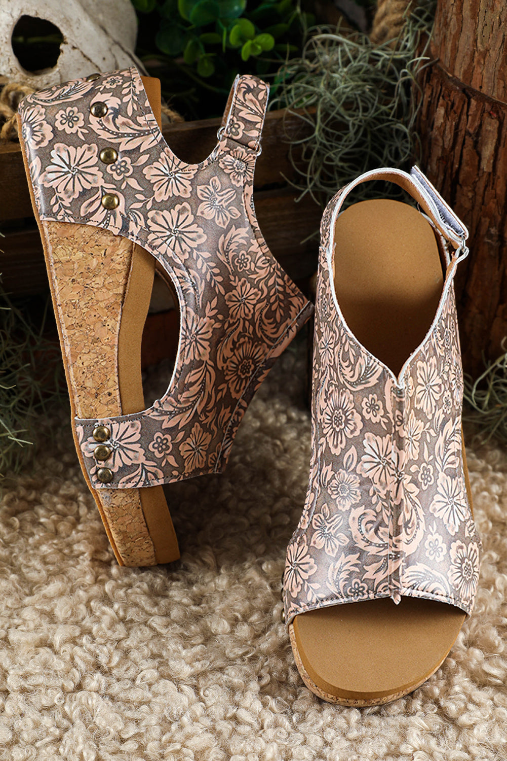 Threaded Pear Vintage Floral Hollowed Platform Sandals