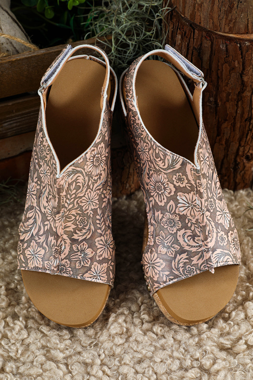 Threaded Pear Vintage Floral Hollowed Platform Sandals