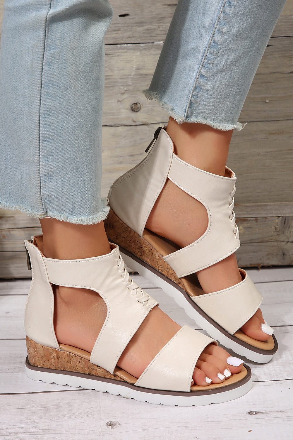 Threaded Pear Nora Crisscross Hollowed Gladiator Sandals