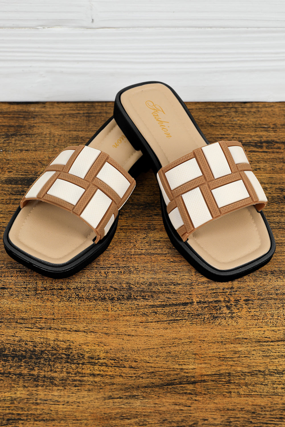 Threaded Pear Two Tone Square Toe Slippers