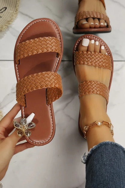 Threaded Pear Braided Double Band Leathered Flat Slippers