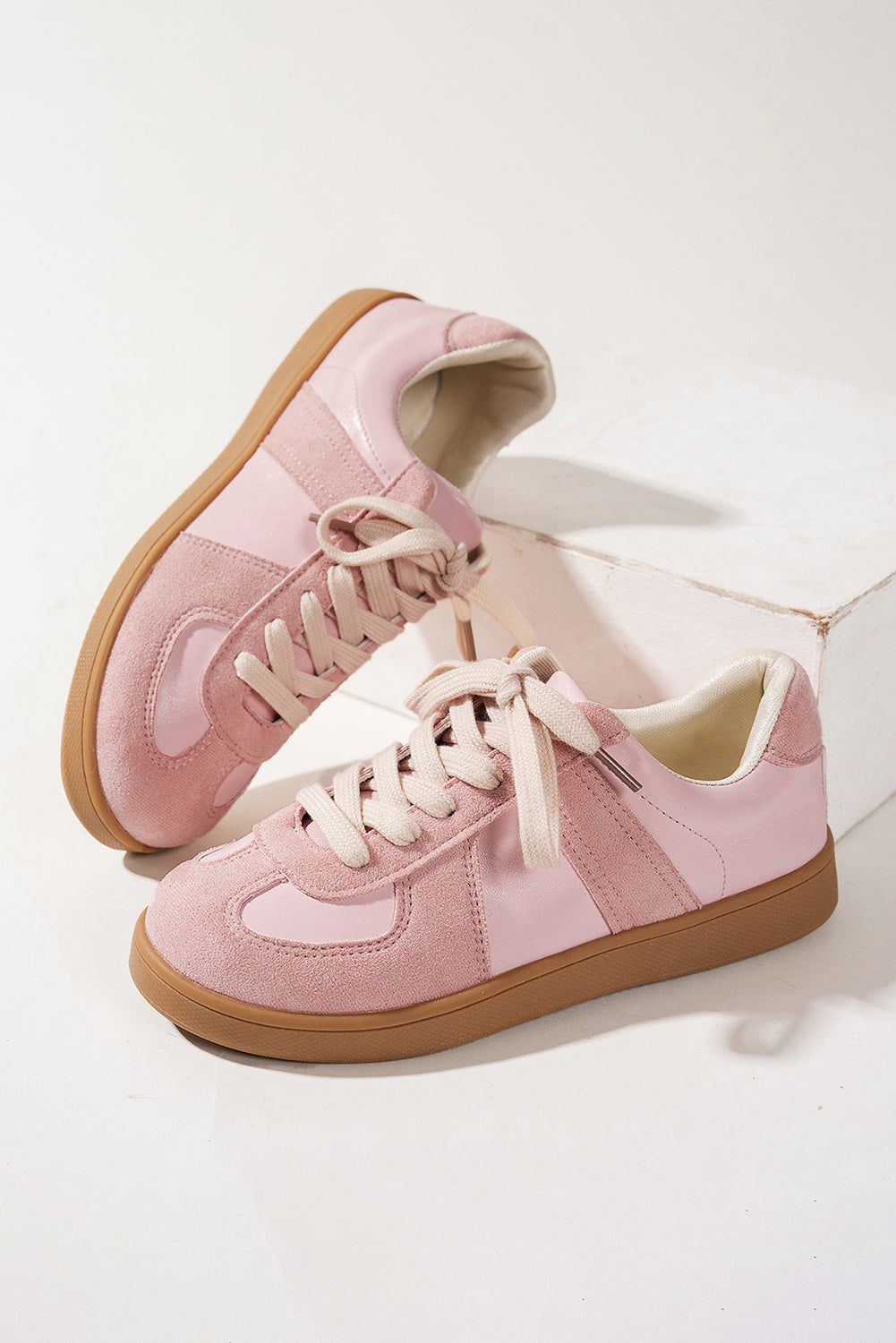 Threaded Pear Raina Two Tone Lace-up Sneakers