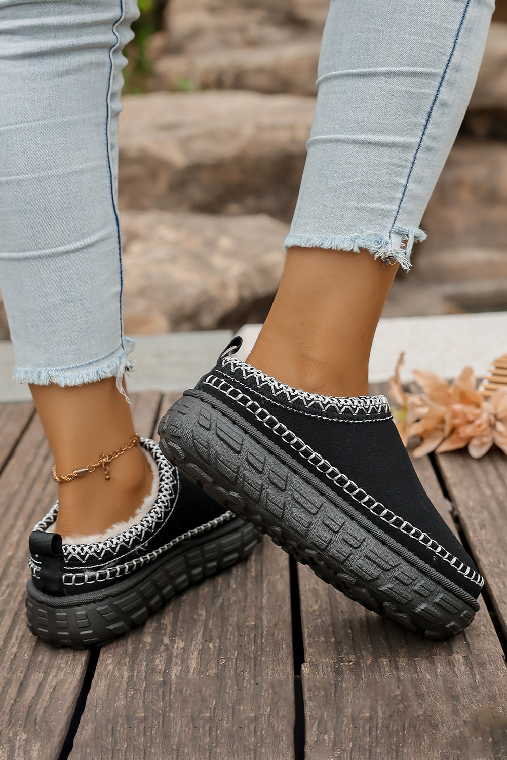 Threaded Pear Millie Plush Winter Clog Slippers