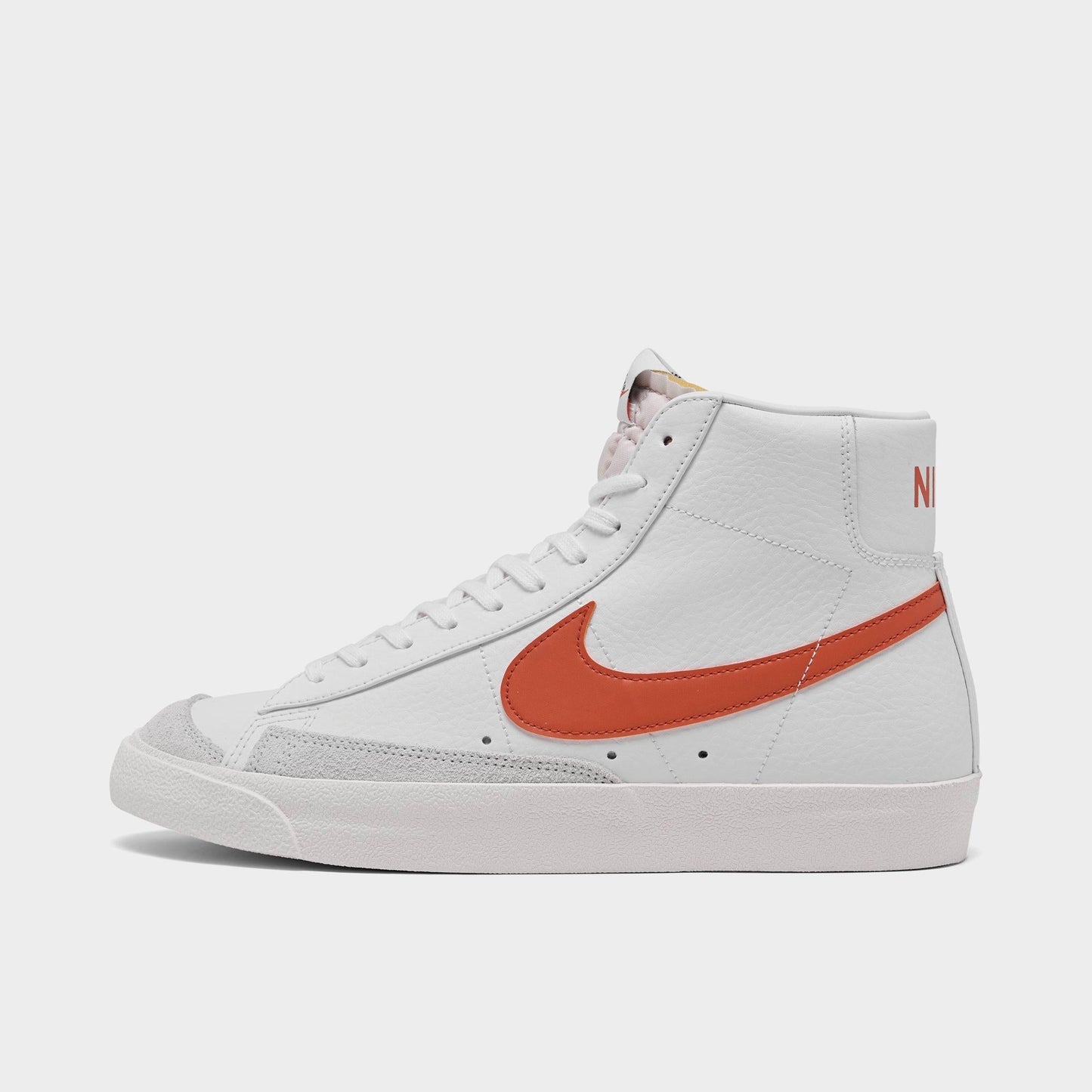 Nike Men's Blazer Mid 77 Vintage 'White Mantra Orange' - BQ6806-110