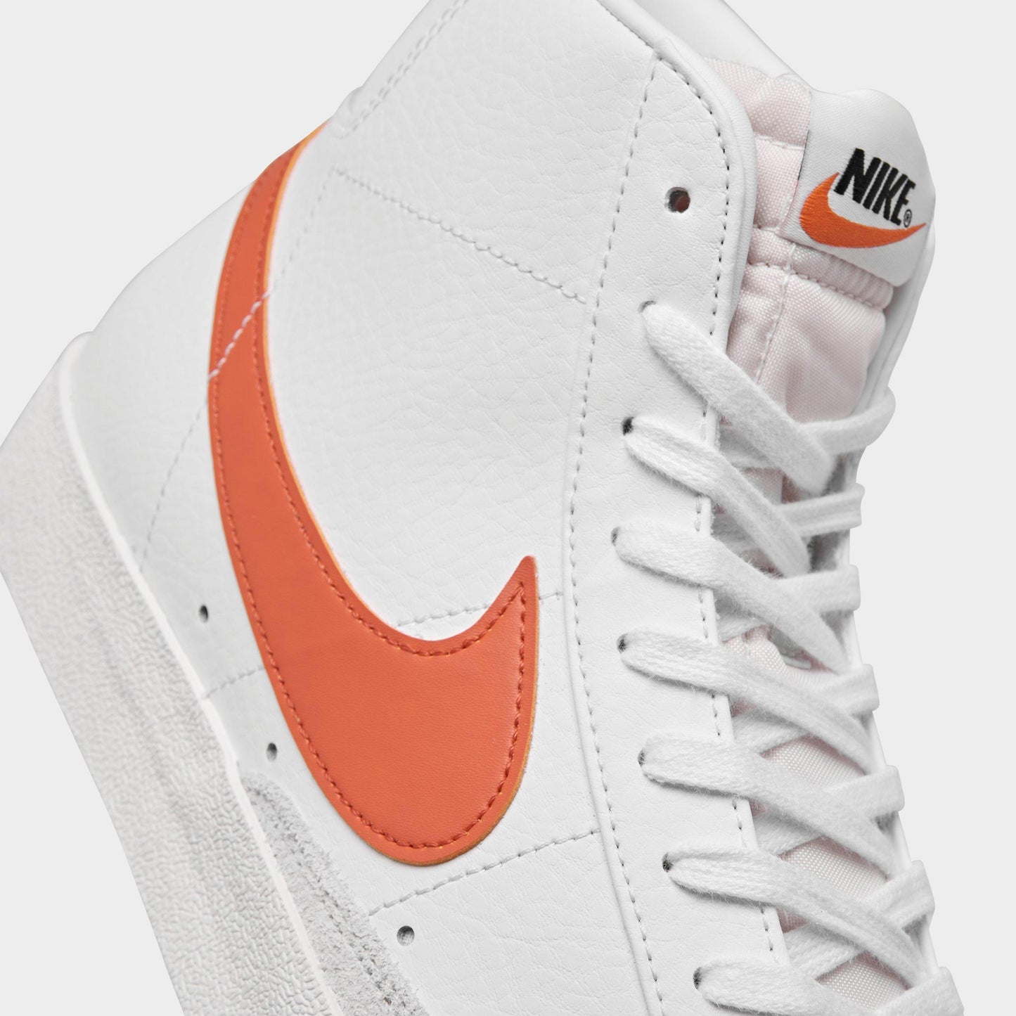 Nike Men's Blazer Mid 77 Vintage 'White Mantra Orange' - BQ6806-110